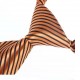 Hedvábná kravata oranžová s černým pruhem